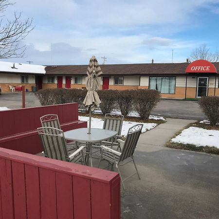 Motel Grand Chadron Esterno foto