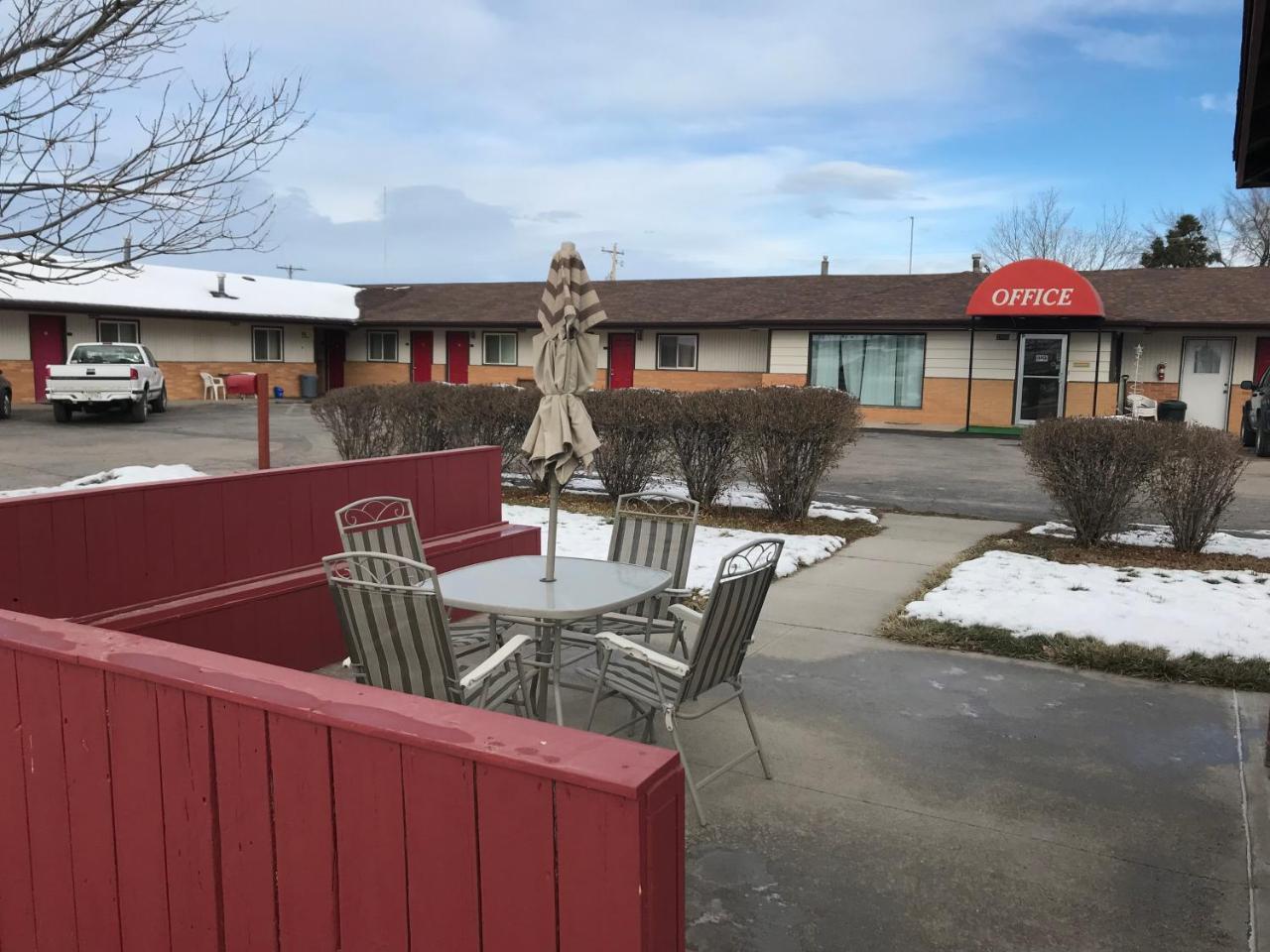Motel Grand Chadron Esterno foto