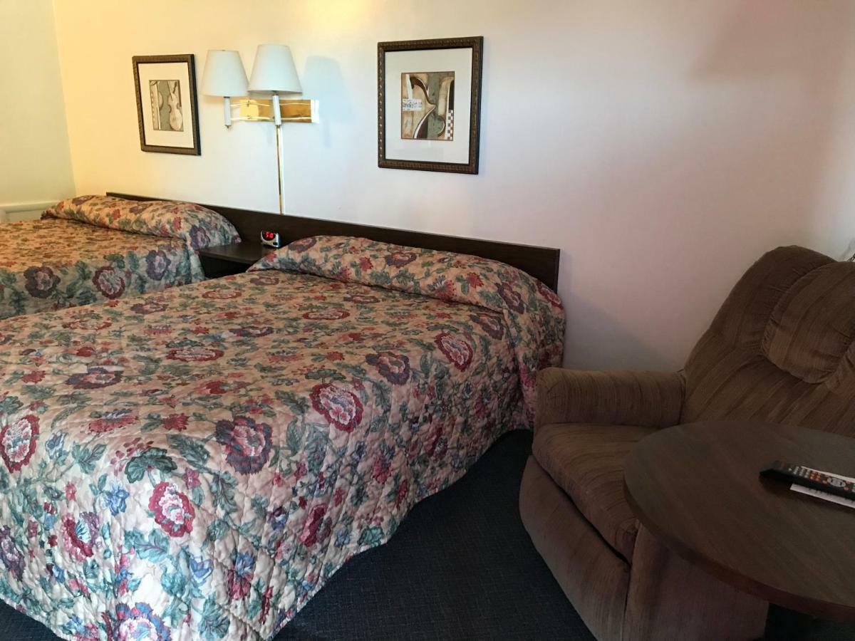 Motel Grand Chadron Esterno foto